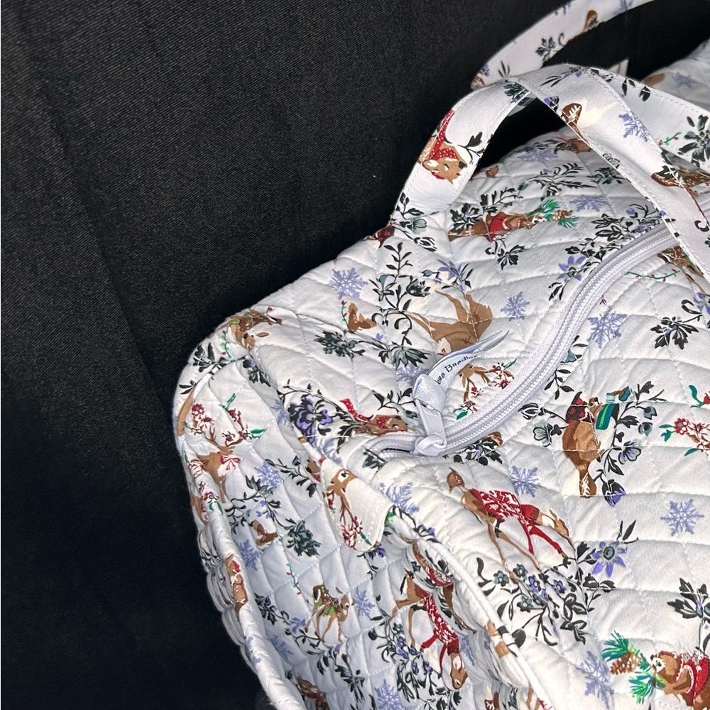 New with tags medium Vera Bradley duffel.